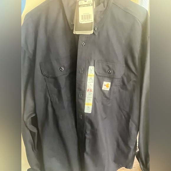 NWT Men’s XL Carhartt Long Sleeve Button Down Twill Workshirt in Navy - Picture 2 of 6